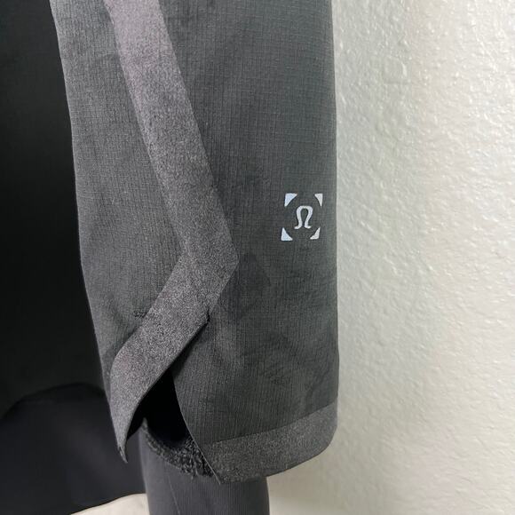 Lululemon Men's Size Medium Surge Lined Shorts 6" Dark Gray Pockets Running - Picture 6 of 9